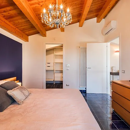 Villa Dellalbero *