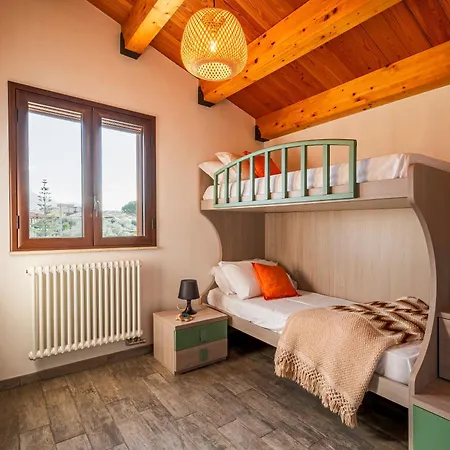 Dellalbero Villa *
